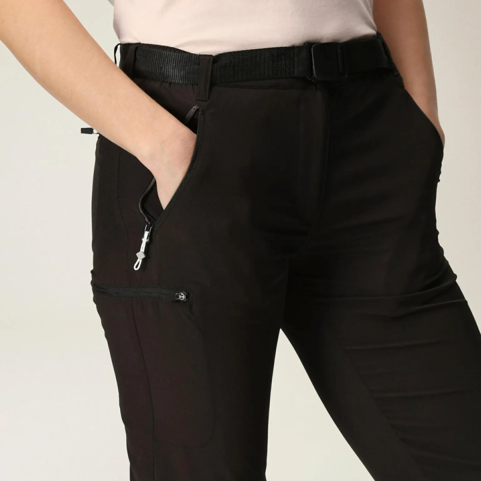 Damskie spodnie trekkingowe 3/4 Xert Capri Light | Czarny