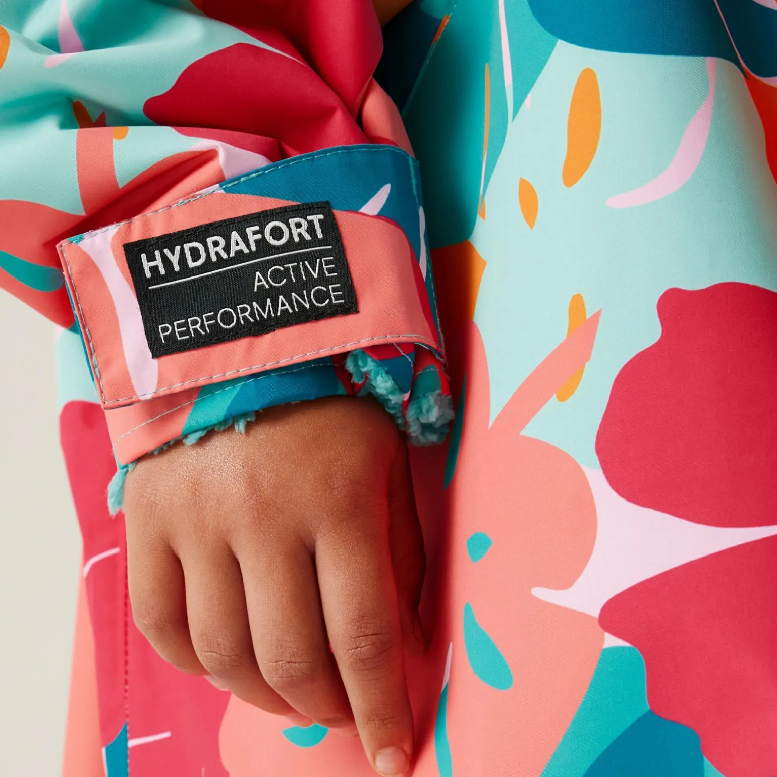 Dziecięcy płaszcz plażowy wodoodporny Junior Changing Robe | Multikolor