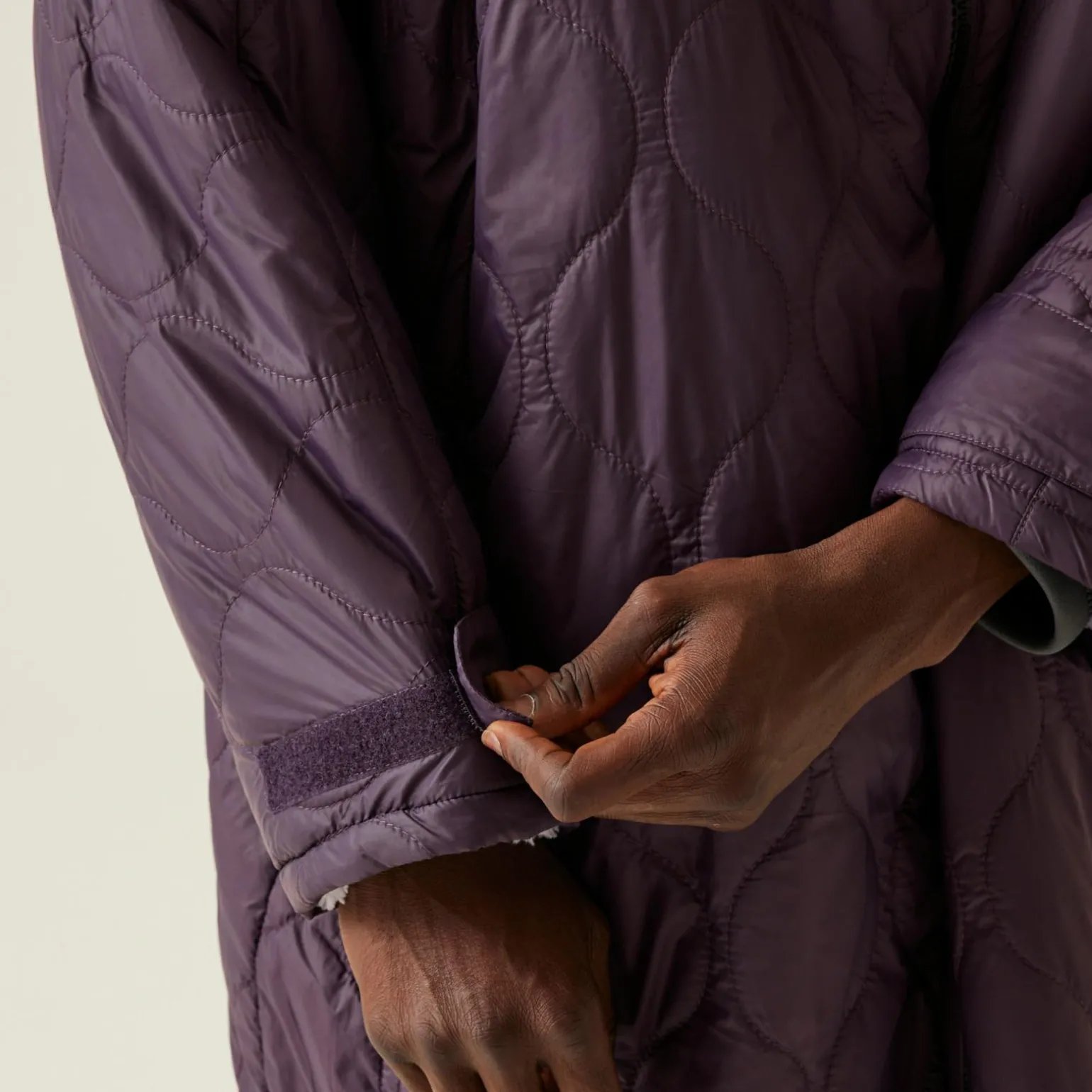 Unisex płaszcz plażowy Quilted | Fioletowy